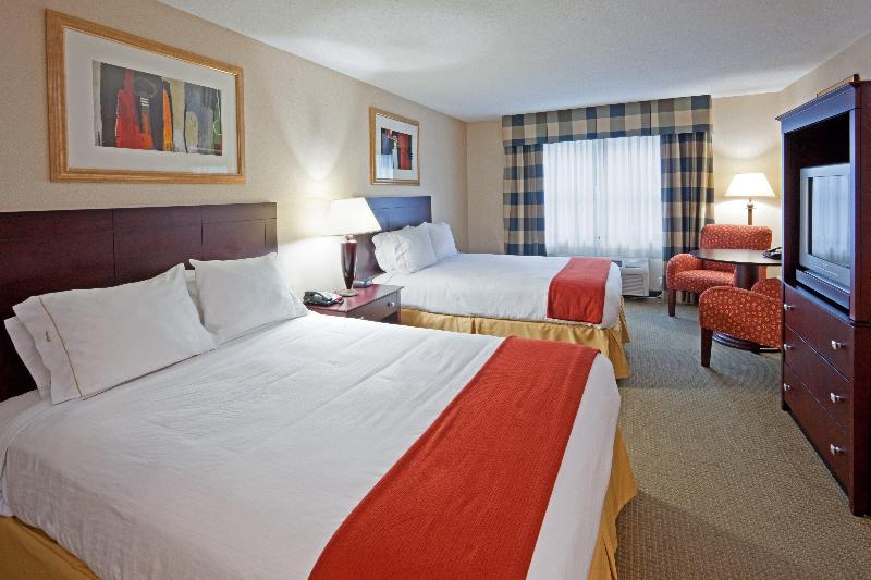Holiday Inn Express and Suites Freeport Brunswick image