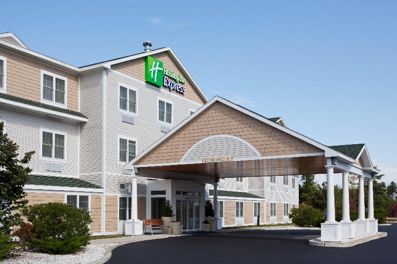 Holiday Inn Express and Suites Freeport Brunswick image