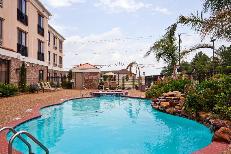 Holiday Inn Express & Suites Fairfield-North IHG image