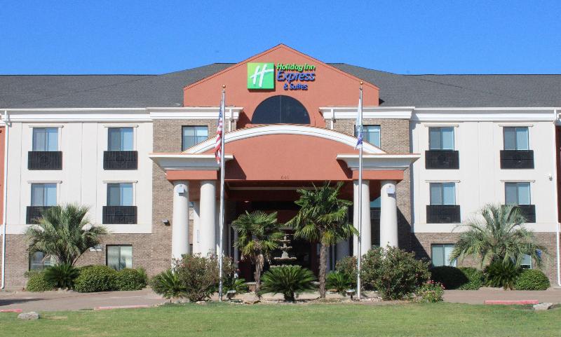 Holiday Inn Express & Suites Fairfield-North IHG image
