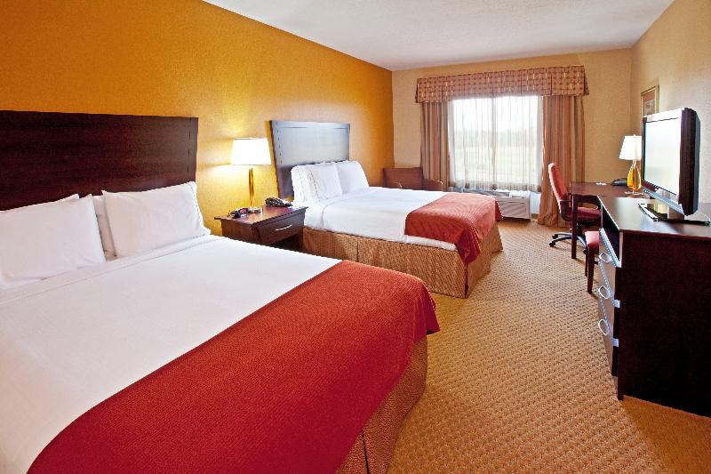 Holiday Inn Express & Suites Franklin By IHG photo 12
