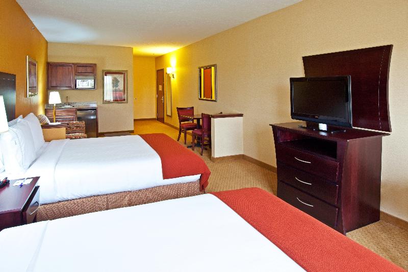 Holiday Inn Express & Suites Franklin By IHG photo 14