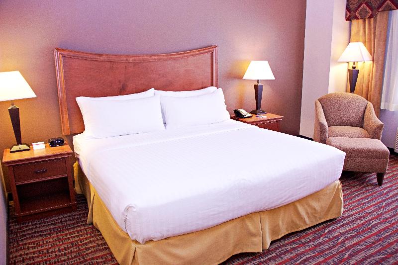 Holiday Inn Express & Suites Pierre-Fort Pierre photo 8