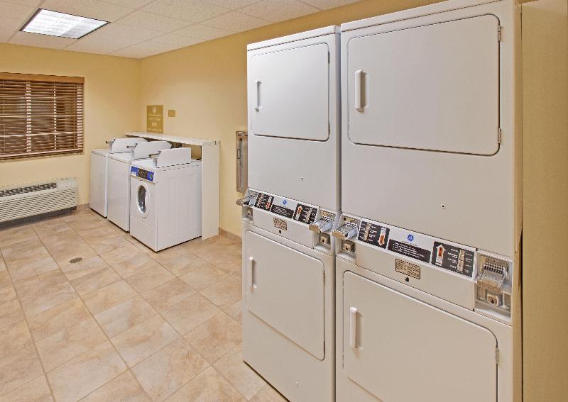 Candlewood Suites Williston image