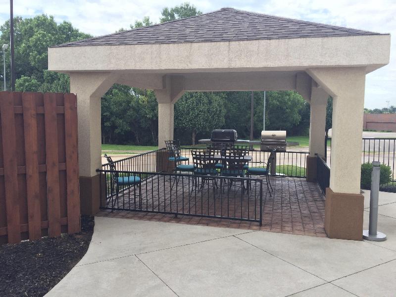 Candlewood Suites Woodward image
