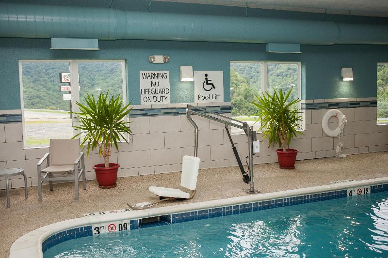 Holiday Inn Express & Suites Logan By IHG image