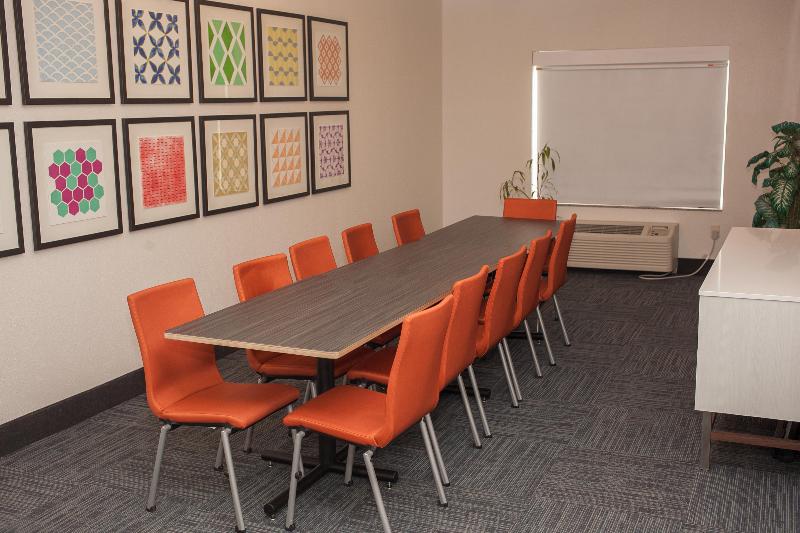 Holiday Inn Express & Suites Logan By IHG image