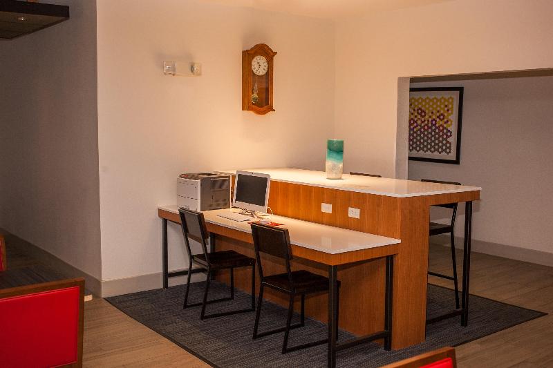 Holiday Inn Express & Suites Logan By IHG image