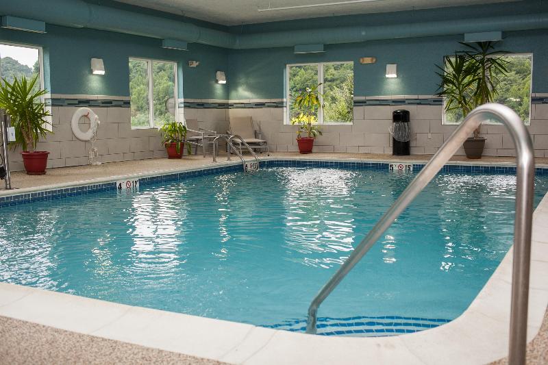 Holiday Inn Express & Suites Logan By IHG image