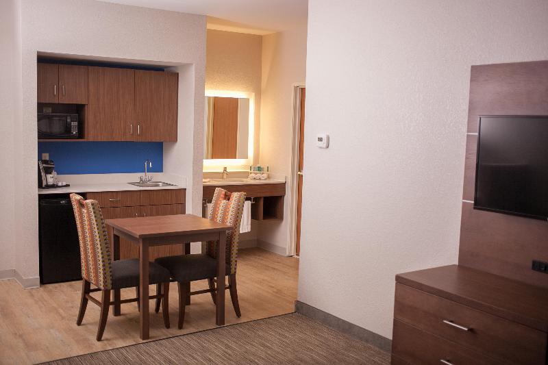 Holiday Inn Express & Suites Logan By IHG image