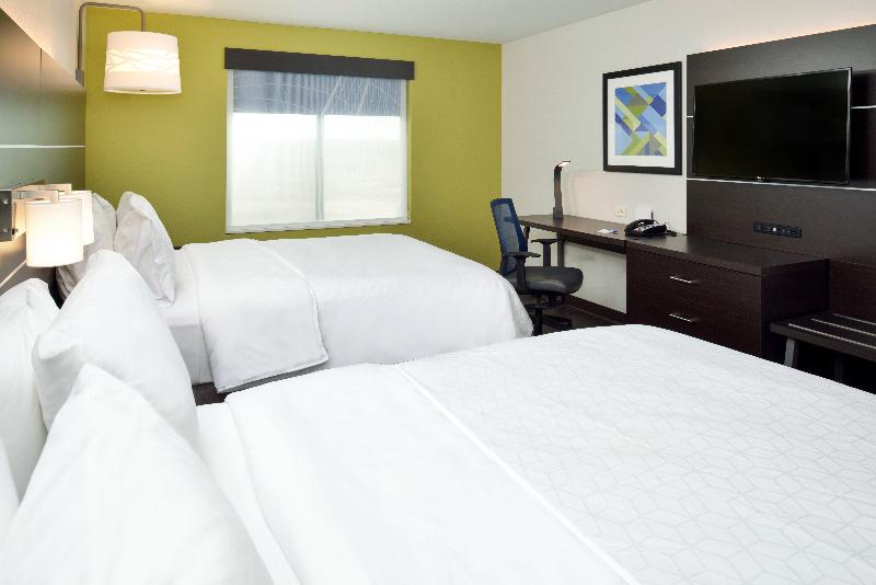 Holiday Inn Express & Suites Pueblo North By IHG image