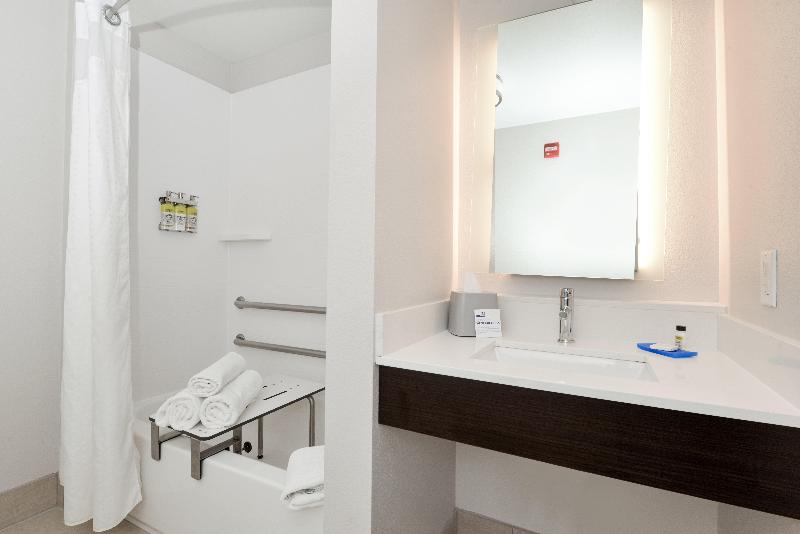 Holiday Inn Express & Suites Pueblo North By IHG image