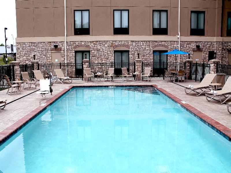 Holiday Inn Express and Suites Paducah West image