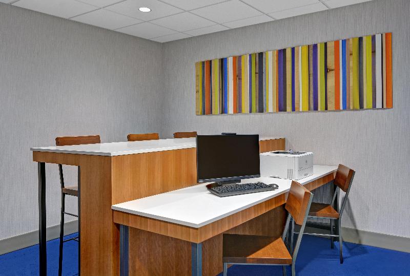 Holiday Inn Express Atmore North By IHG image