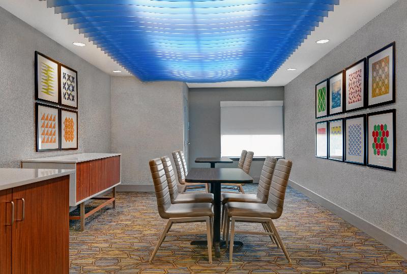 Holiday Inn Express Atmore North By IHG image