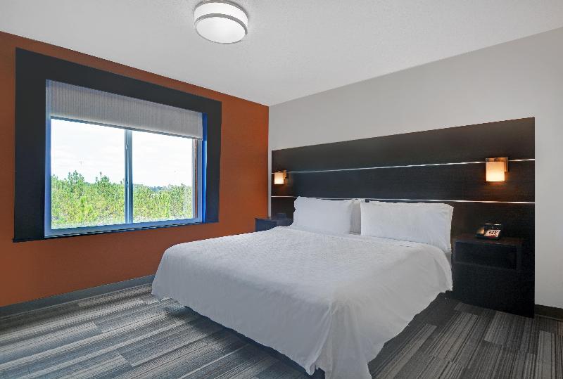 Holiday Inn Express Atmore North By IHG image