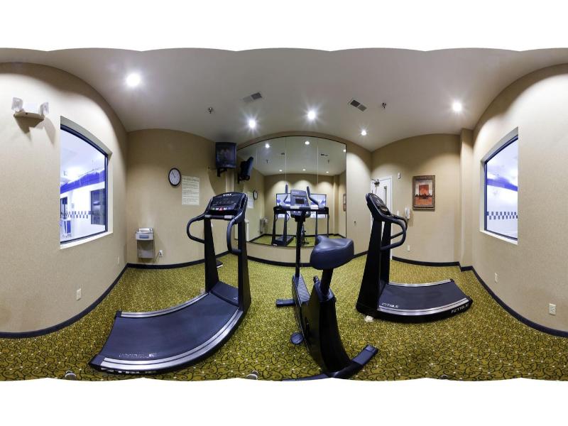 Holiday Inn Express Clanton image