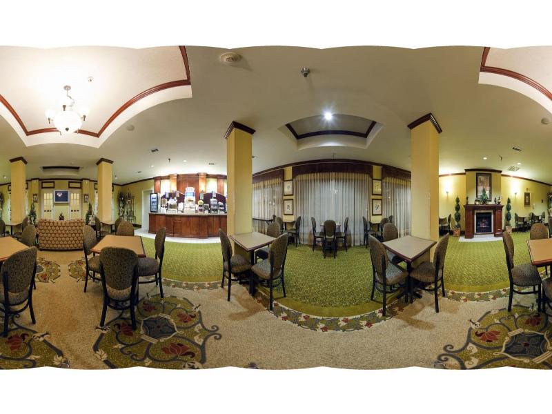 Holiday Inn Express Clanton image
