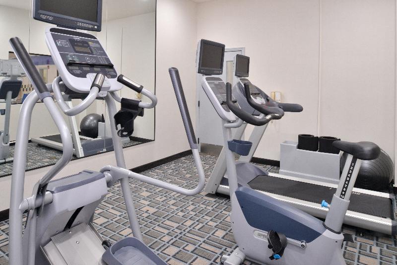 Holiday Inn Express Clanton image