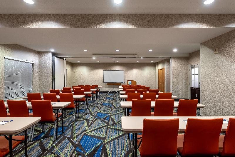 Holiday Inn Express Suites DaphneSpanish Fort Area image