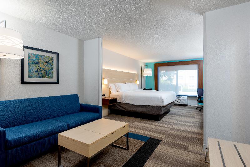 Holiday Inn Express Suites DaphneSpanish Fort Area photo 23