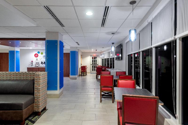 Holiday Inn Express Suites DaphneSpanish Fort Area image