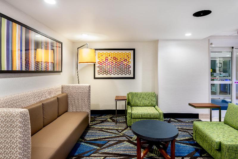 Holiday Inn Express Suites DaphneSpanish Fort Area image