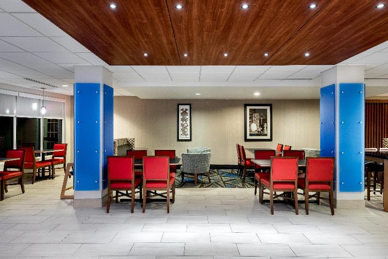 Holiday Inn Express Suites DaphneSpanish Fort Area image