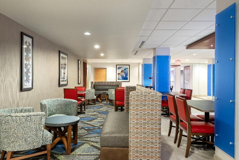 Holiday Inn Express Suites DaphneSpanish Fort Area image