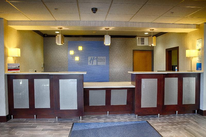 Holiday Inn Express and Suites Sidney image