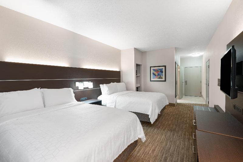 Holiday Inn Express AlbuquerqueN. Balloon Fsta Pk photo 14