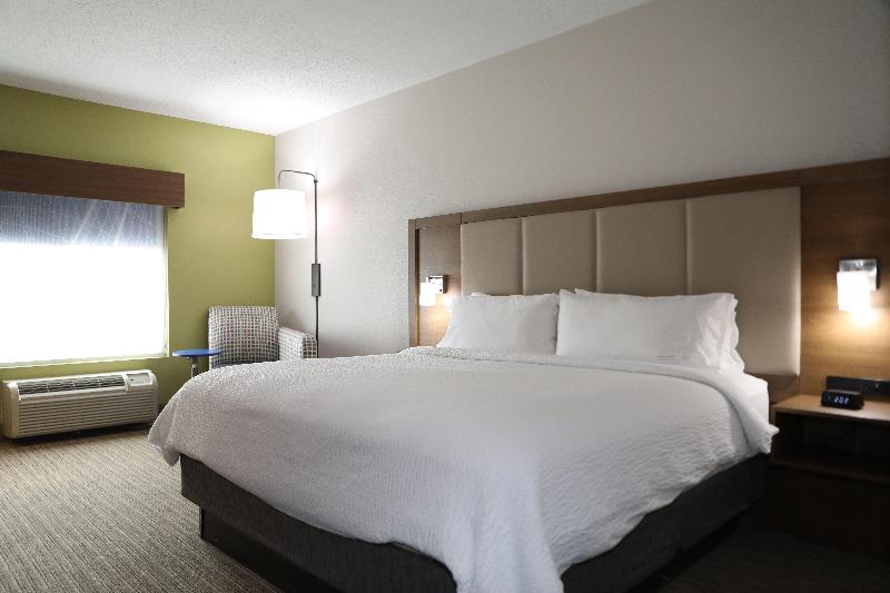 Holiday Inn Express Suites Albuquerque Airport IHG photo 10