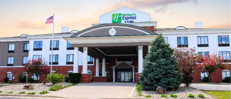 Holiday Inn Express & Suites Logansport image