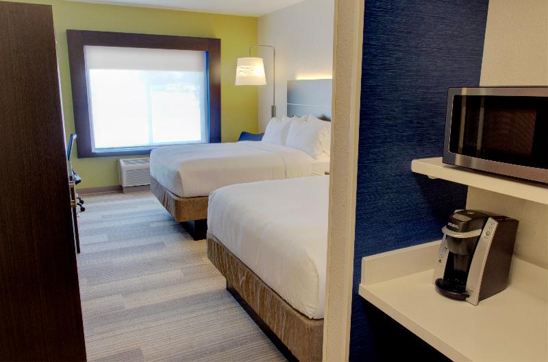 Holiday Inn Express & Suites Le Mars By IHG photo 14