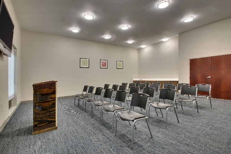 Holiday Inn Express & Suites Laurel By IHG image