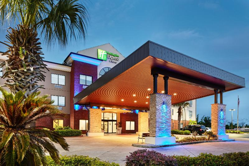 Holiday Inn Express Suites Panama City-Tyndall IHG