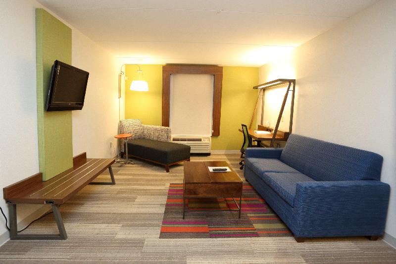 Hotel Holiday Inn Express and Suites Newport News