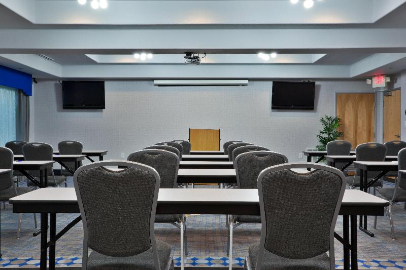 Holiday Inn Express & Suites Austin Ne - Hutto IHG image