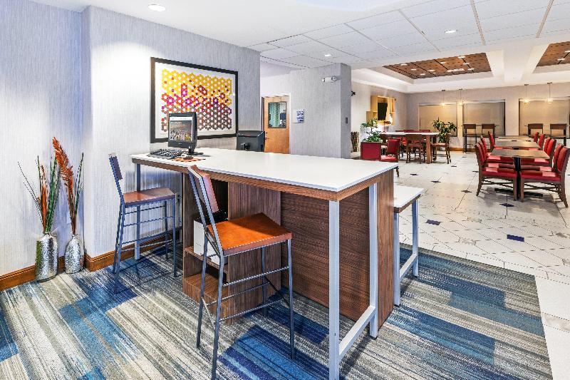 Holiday Inn Express & Suites Austin Ne - Hutto IHG image