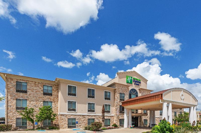 Holiday Inn Express & Suites Austin Ne - Hutto IHG image