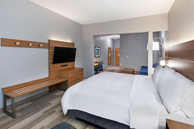 Holiday Inn Express & Suites Austin Ne - Hutto IHG image