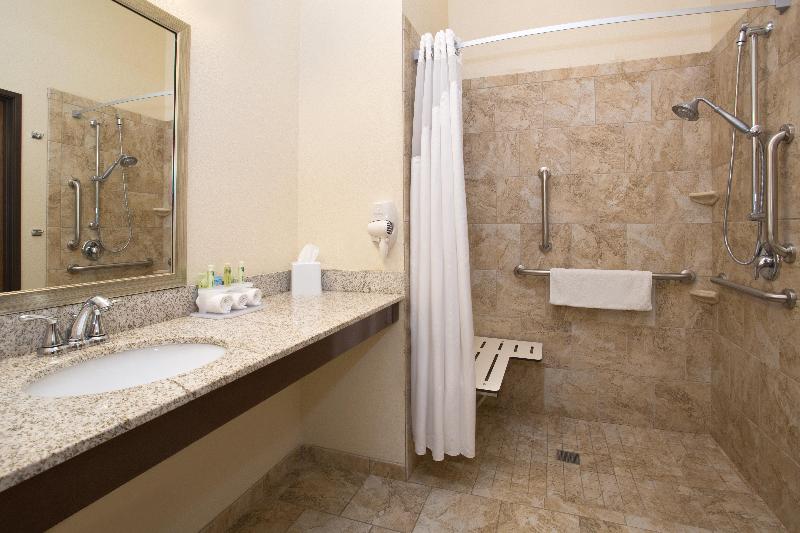 Holiday Inn Express and Suites Glendive photo 24