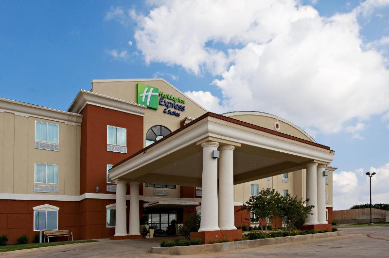 HOLIDAY INN EXPRESS HOTEL AND SUITES SNYDER
