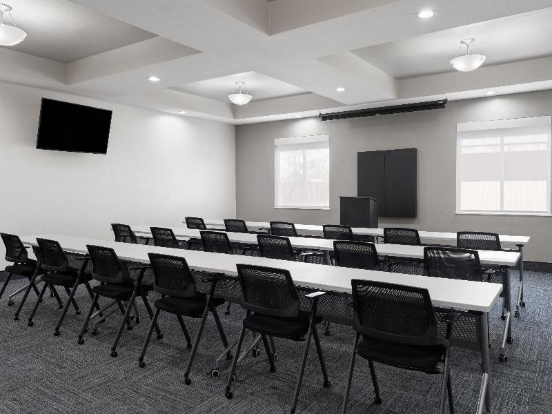 Holiday Inn Express and Suites Snyder image