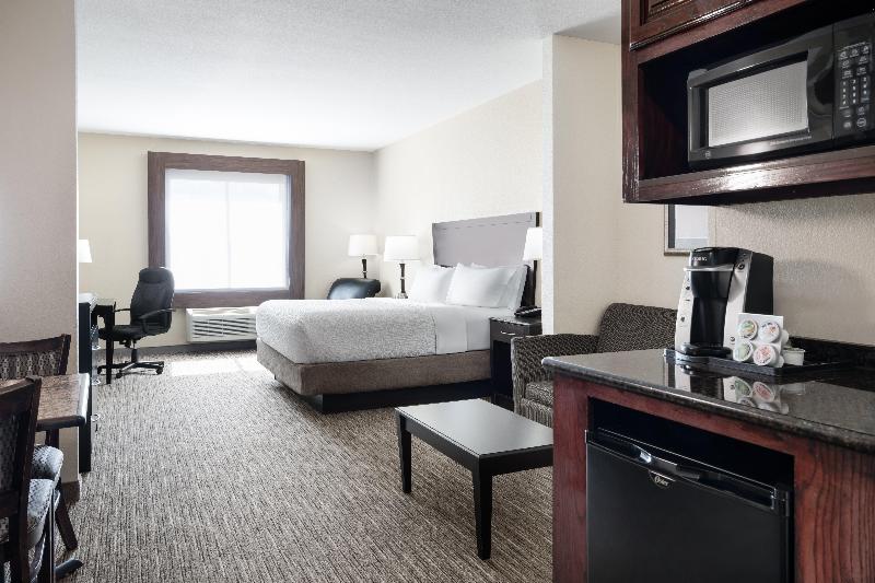 Holiday Inn Express and Suites Snyder image