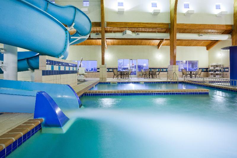 Holiday Inn Express & Suites Aberdeen By IHG image