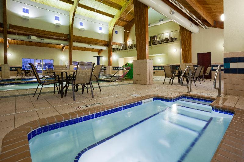 Holiday Inn Express & Suites Aberdeen By IHG image