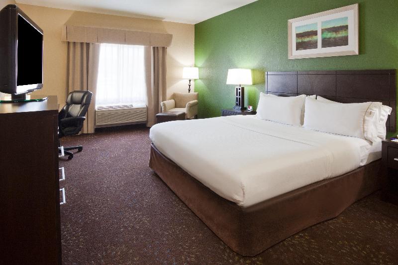Holiday Inn Express & Suites Aberdeen By IHG photo 12