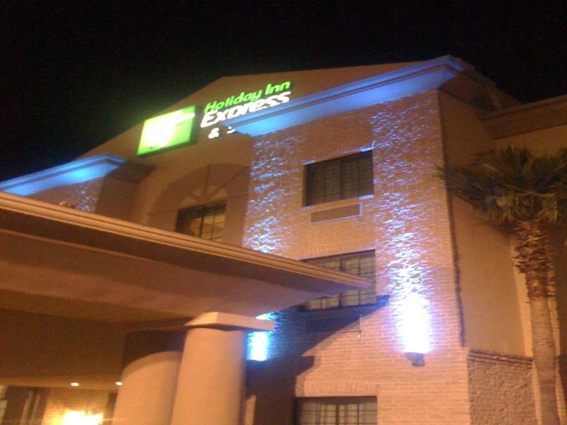 Holiday Inn Express & Suites Alice image