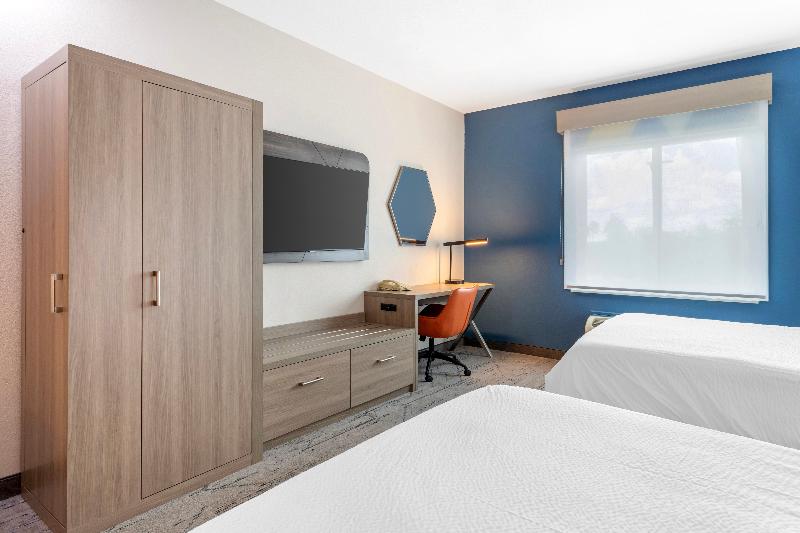 Holiday Inn Express & Suites Alice image